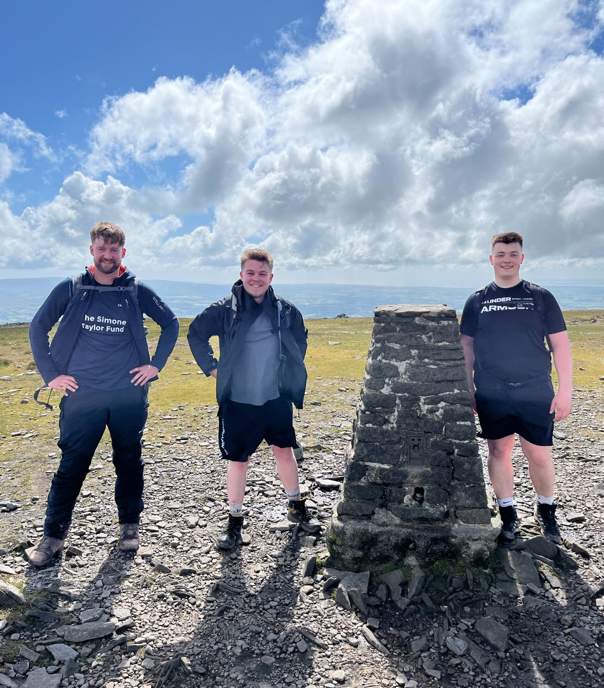 Hiking 38km for Cancer Research UK